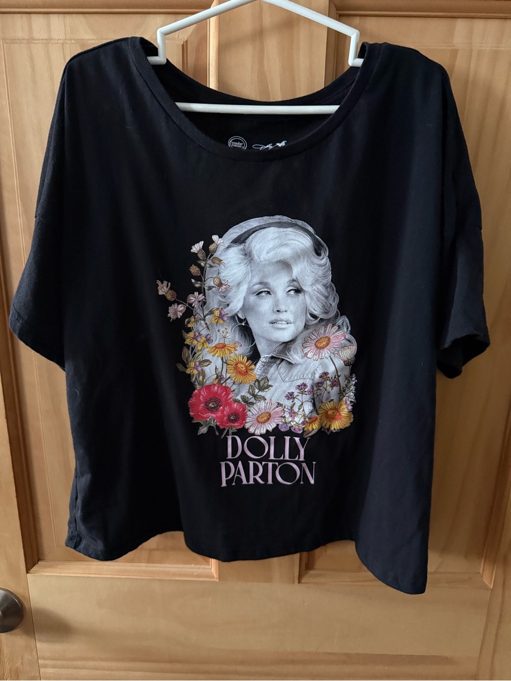 Like New, Girls Size XL (14-16) Dolly Parton T-Shirt